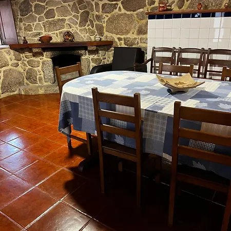 Casa Padre Alexandre Kır Evi